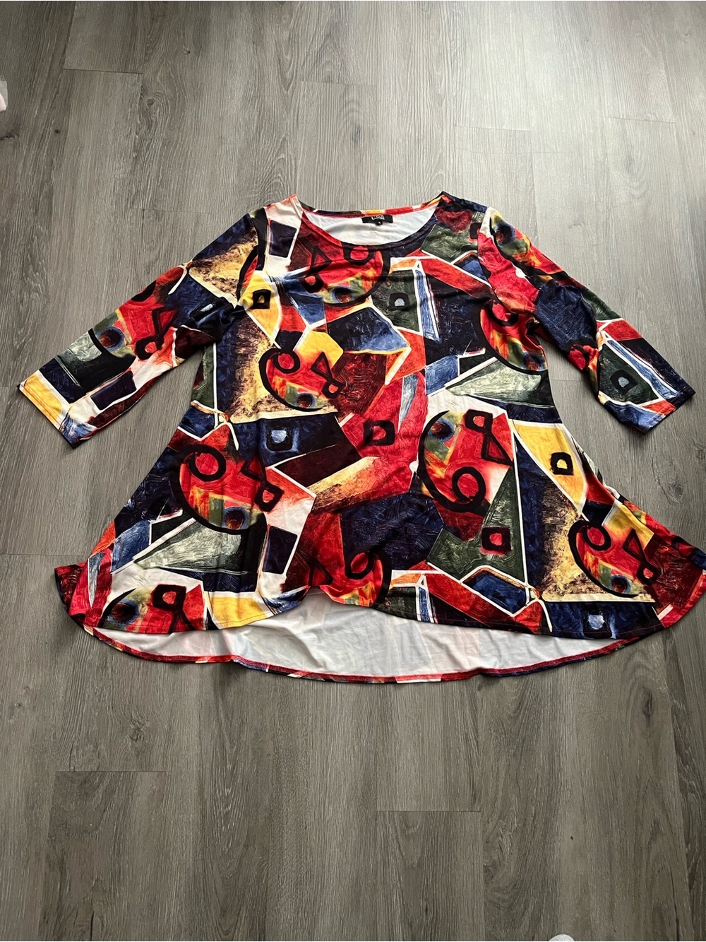 L'Or Paris Women’s XL Colorful Abstract Print Tunic  - Red Multi